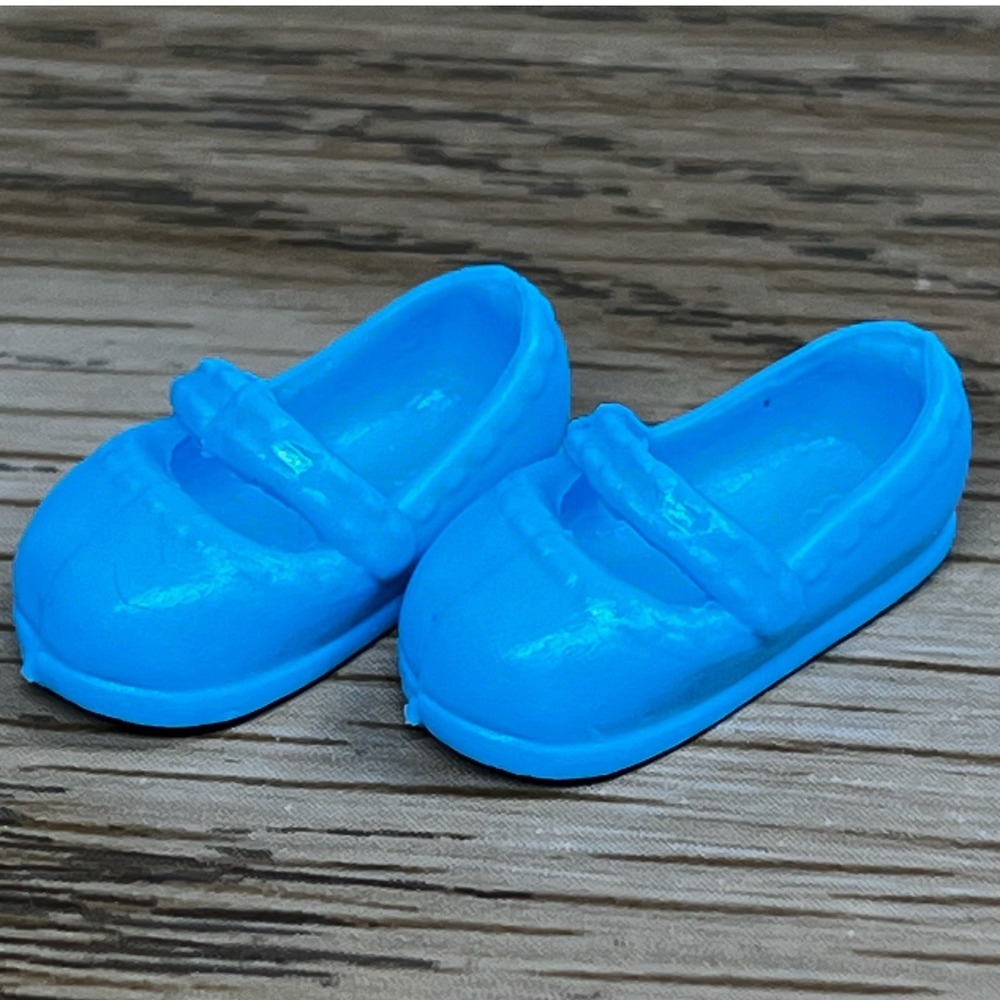 Barbie Chelsea Doll Shoes Blue Plastic Mary Jane Flats Miniature Toy Accessory